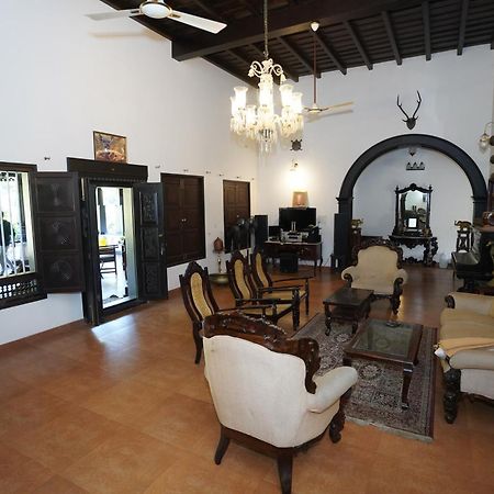 Hotel Highland Estate à Sakleshpur Extérieur photo
